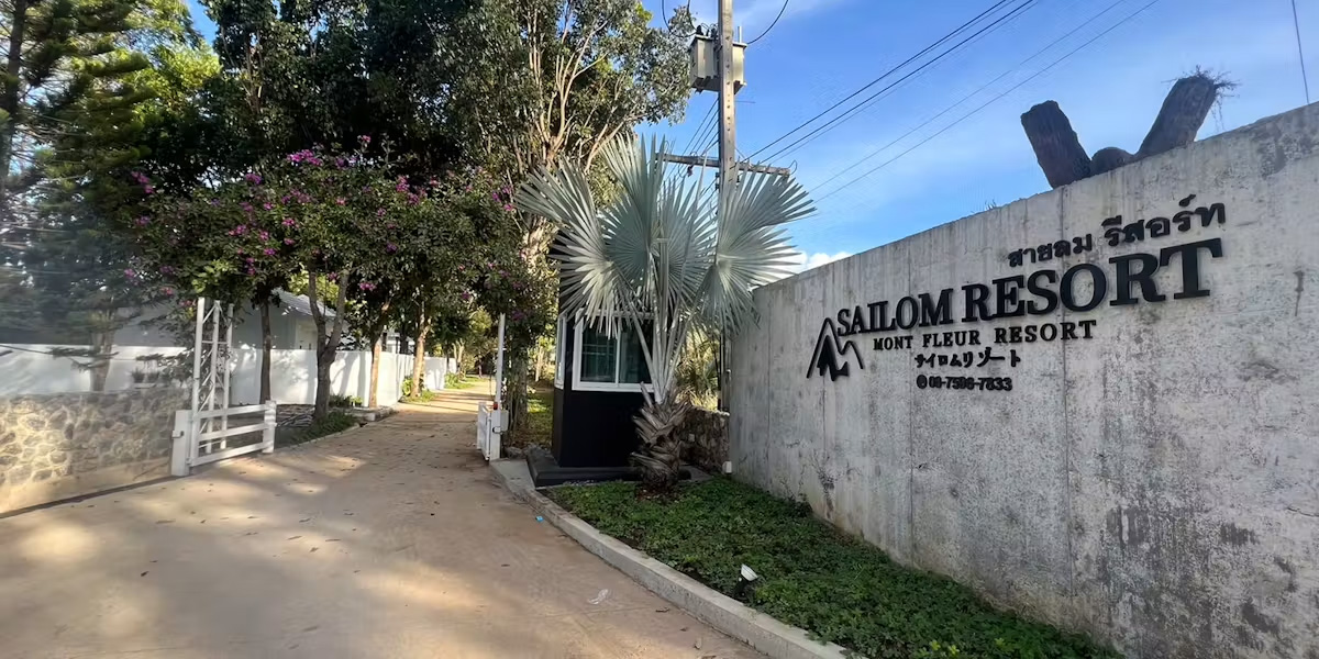 Sailom Resort Showcase